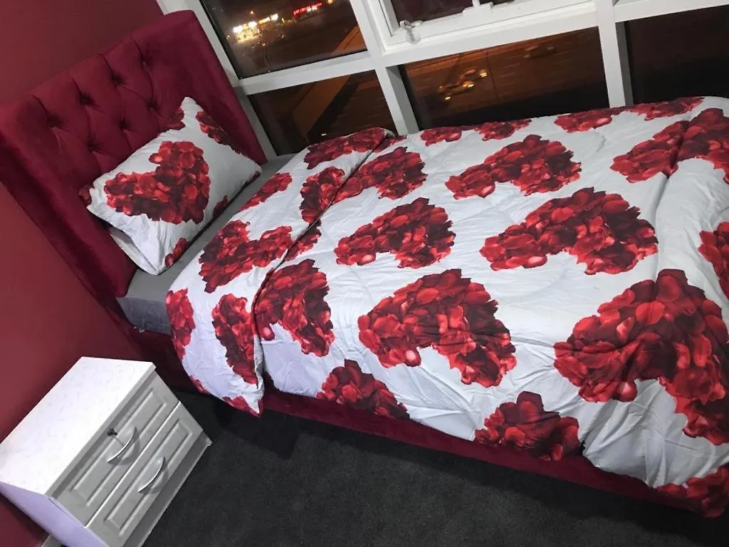 Paz Holiday Luxurious Space Дубай 0*,